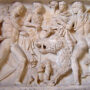 Охота на Калидонского вепря. Римский саркофаг I-II вв. н.э., мраморный рельеф, фрагмент