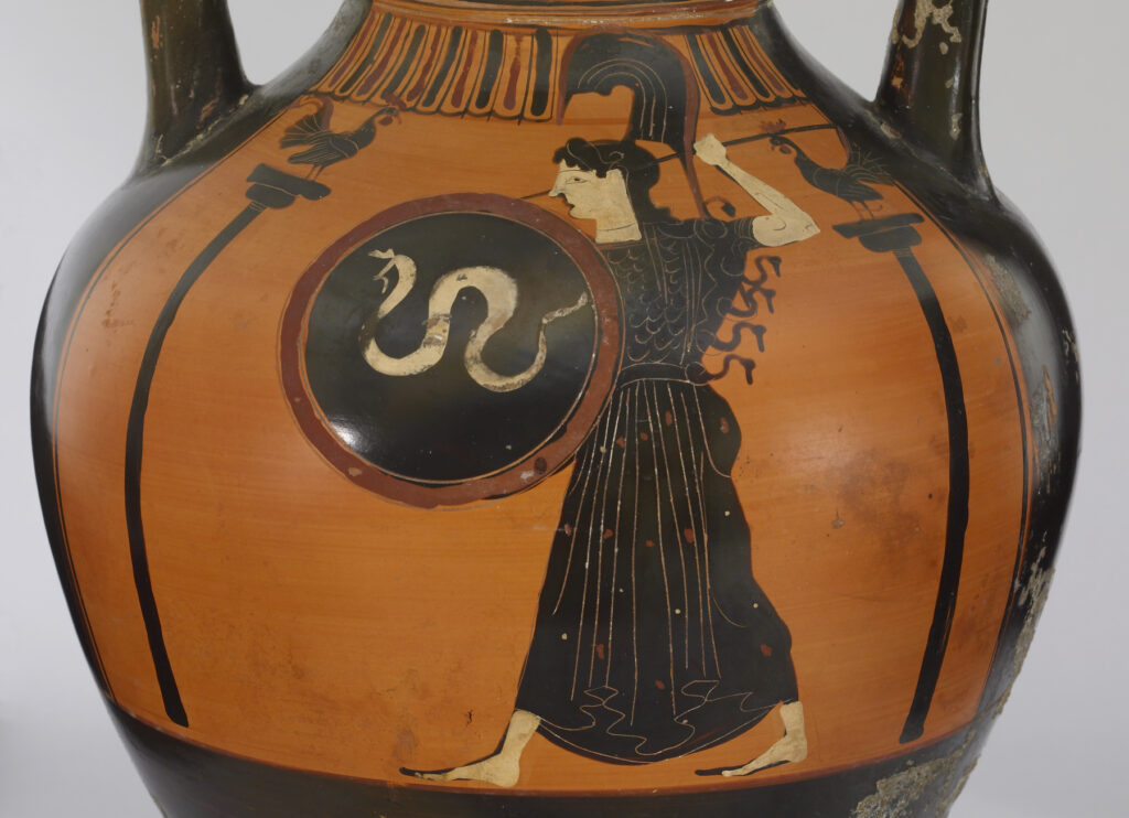 Афина с копьем и щитом. Чернофигурная псевдо-панафинейская амфора, ок. 500-480 до н.э.