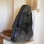 Конический камень — культовый объект из храма Афродиты в окрестностях Пафоса (Кипр)