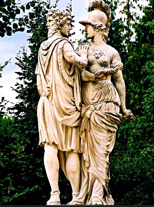 Янус и Беллона (1773-1780). Статуя работы Иоганна Вильгельма Бейера в парке Шёнбрунн (Вена, Австрия)